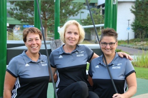 de drie buurtsportcoaches senioren op een rij Petra van den Bosch, Eefke Weismann en Esther Witte